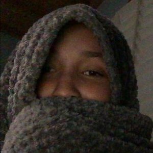 Meet your Posher, Ava